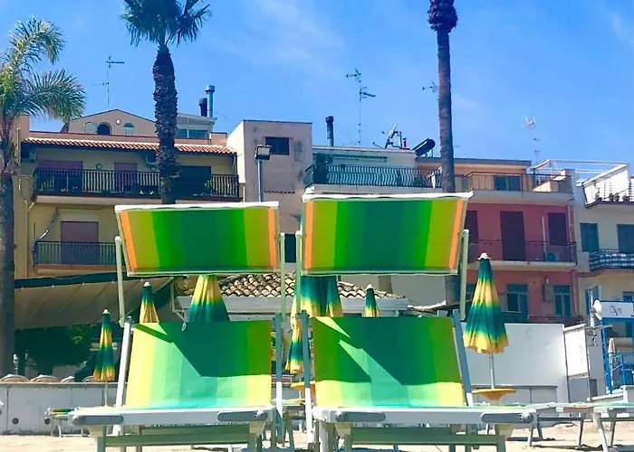 Vacanzenaxos - Casa Frontemare Apartment Giardini Naxos